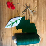 Christmas Felt holly hairband/crown - craft kit